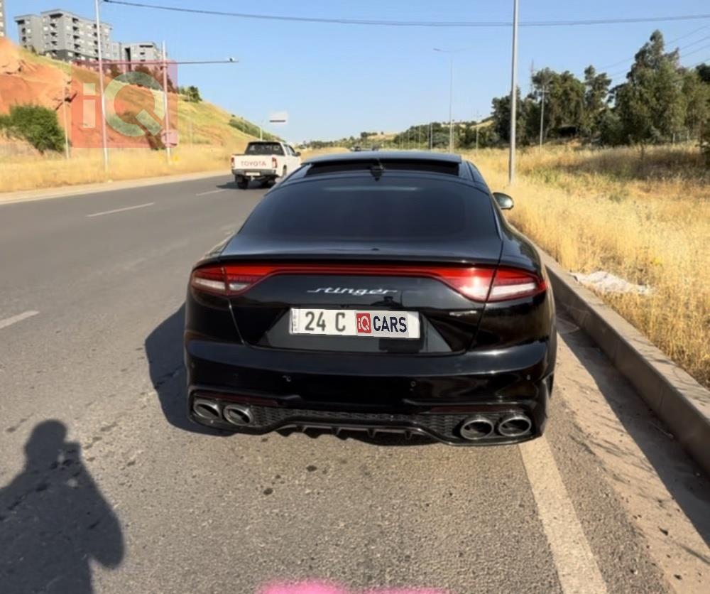 كيا ستينغر